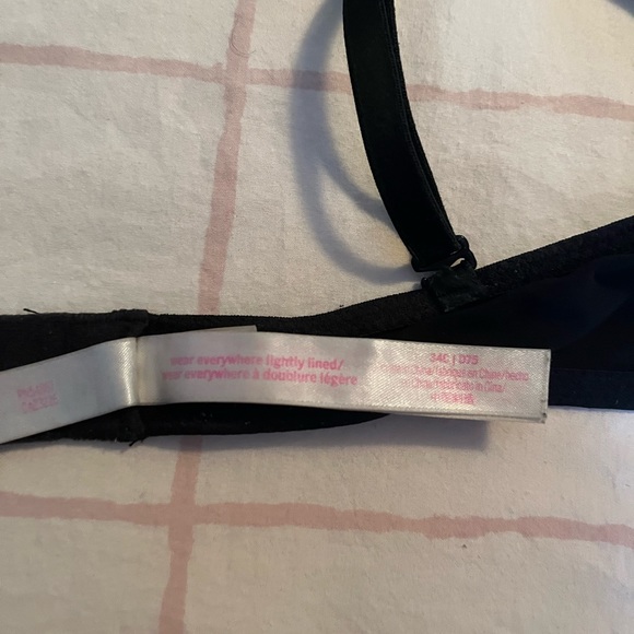 Wear Everything Lightly lined Black Bra - Picture 4 of 4